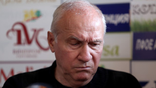 Легендата на Левски Стефан Аладжов говори пред Тема Спорт за