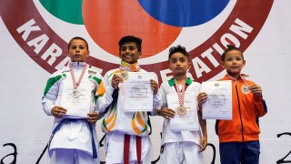 Пет медала за страната ни от най-масовия карате турнир в света!