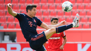 Роберт Левандовски се разписа при победата на Байерн Мюнхен с