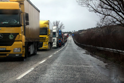 200 ТИР-а чакат на "Кулата"