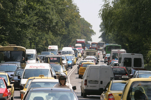 Задръстване блокира "Младост"
