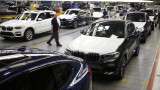Слабите продажби костват 35 000 работни места на автомобилната индустрия