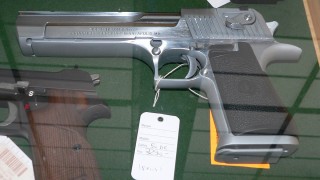 Пистолетът далеч не e първото огнестрелно оръжие изобретено от човека