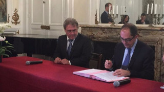 Нов договор с Лувъра подписаха Боил Банов и Жан-Люк Мартинез