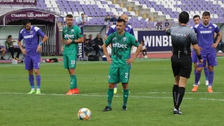 Дисциплинарната комисия към БФС наказа вчера халфа на Витоша Бистрица