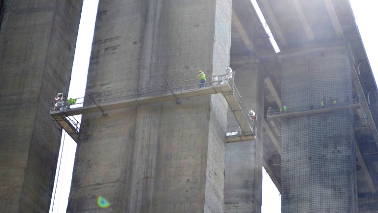 Започна ремонтът в платното за Бургас на три мостови съоръжения