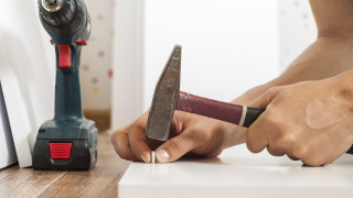 На всички ни се е случвало да трупаме малки дрънкулки