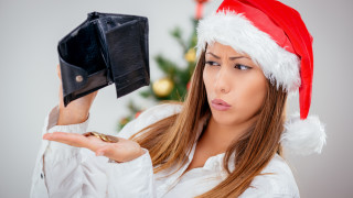 Една пета от българите няма да купуват коледни подаръци