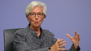 Лагард: ЕЦБ няма да следва паричната политика на Фед 