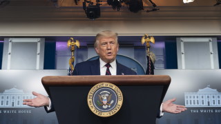 С нови 300 милиарда долара е готов президентът на САЩ