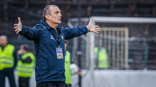 Славия търси нападател и защитник