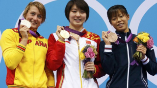 Китайката Люян взе златото на 200 метра бътърфлай