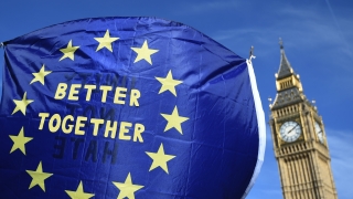 Все повече медии допускат евентуален отказ на британците от Брекзит