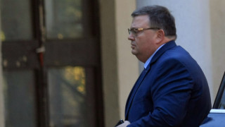 Цацаров поиска българското гражданство на четирима чужденци