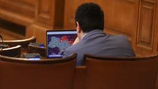 Депутатите решиха да не се занимават с парламентарен контрол в