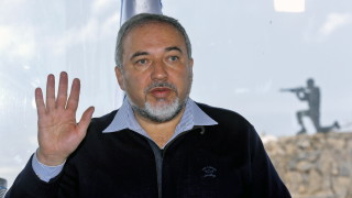 Новоизбраният парламент на Израел подготвя законопроект за саморазпускането си информира АП