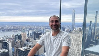 Любомир Маринов има успешна мениджърска кариера в България повече от