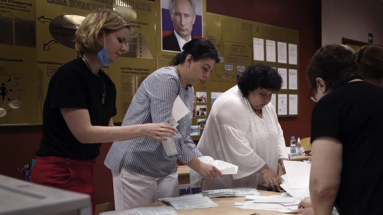 78,03% от руснаците гласуваха "за"  конституционните промени