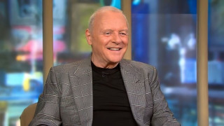 Антъни Хопкинс вече вижда светлина в тунела