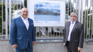 Министърът на младежта и спорта Красен Кралев и извънредният и