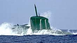 Сблъсък между подводница и крайцер на ВМС на САЩ
