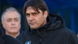 Треньорът на вратарите в Левски Димитър Иванков е атакувал не