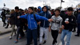 Гърция отложи план за задържане на мигранти