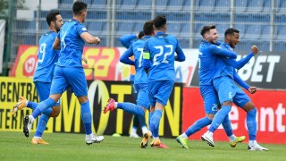 Тимът на Академика Клинчени където играят четирима българи загуби с