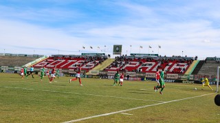 Ботев Вр 0 0 Пирин 54′ Нов шанс за