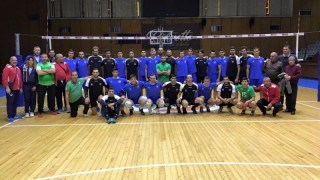 Волейболният отбор на Левски загуби от националите на Алжир с