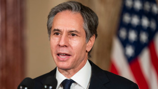 Държавният секретар на САЩ Антъни Блинкън разговаря по телефона с