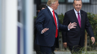 Скок на акциите на турската "Халкбанк", затоплят ли се отношенията между Анкара и Вашингтон?