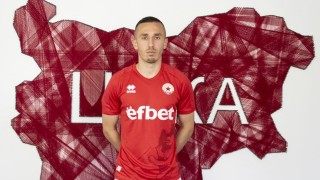 Етър ще привлече футболиста на ЦСКА 1948 Тони Иванов