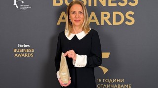 Петя Димитрова е носител на специалното отличие "CEO на 2026" от 15-тото издание на Forbes Business Awards