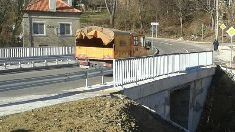 Проверяват 2 моста в Сливен по нареждане на прокуратурата