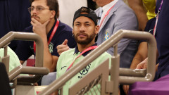 Неймар официално се завърна в бразилския национален отбор