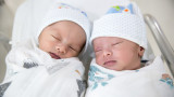  Близнаците, които се родиха в разнообразни дни и години 