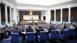 Парламентарната група на ДПС Ново начало скочи на председателя на 51 ото