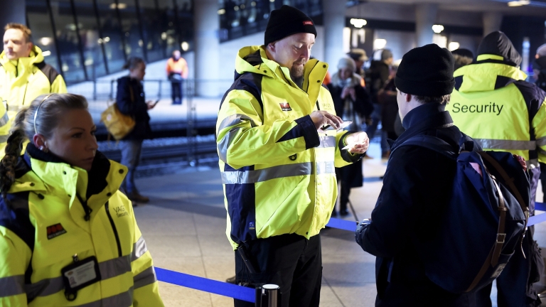 В Дания влезе в сила законът за изземване на пари и ценни предмети от мигрантите