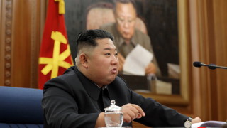 Лидерът на КНДР Ким Чен ун проведе среща с висши военни