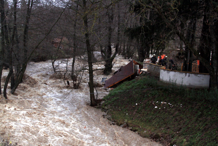 Наводненията в Словакия взеха човешки жертви
