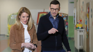 Полският министър председател Матеуш Моравецки в пост в Туитър нарече ситуацията