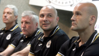 Букарев: Остана само Петков от мача на "Герена"