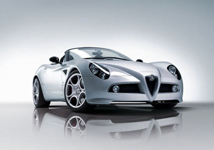 Възродената Alfa Romeo Giulia идва супермощна през юни