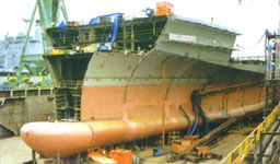 Свръх-капацитет на морските контейнерни превози 