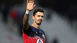 Капитанът на Лил Жозе Фонте удължи договора си с отбора с