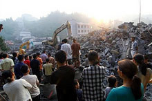 22-ма загинаха при срутване на мост в централен Китай 