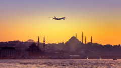 Турска авиокомпания планира да наеме 2600 нови членове на кабинния екипаж и 1200 пилоти през 2023 г.