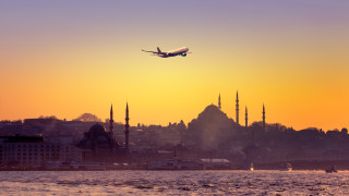 Turkish Airlines планира да наеме 2600 нови членове на кабинния