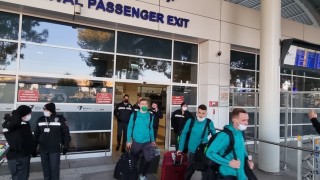 Футболният тим на Хебър Пазарджик пристигна в Анталия по рано тази